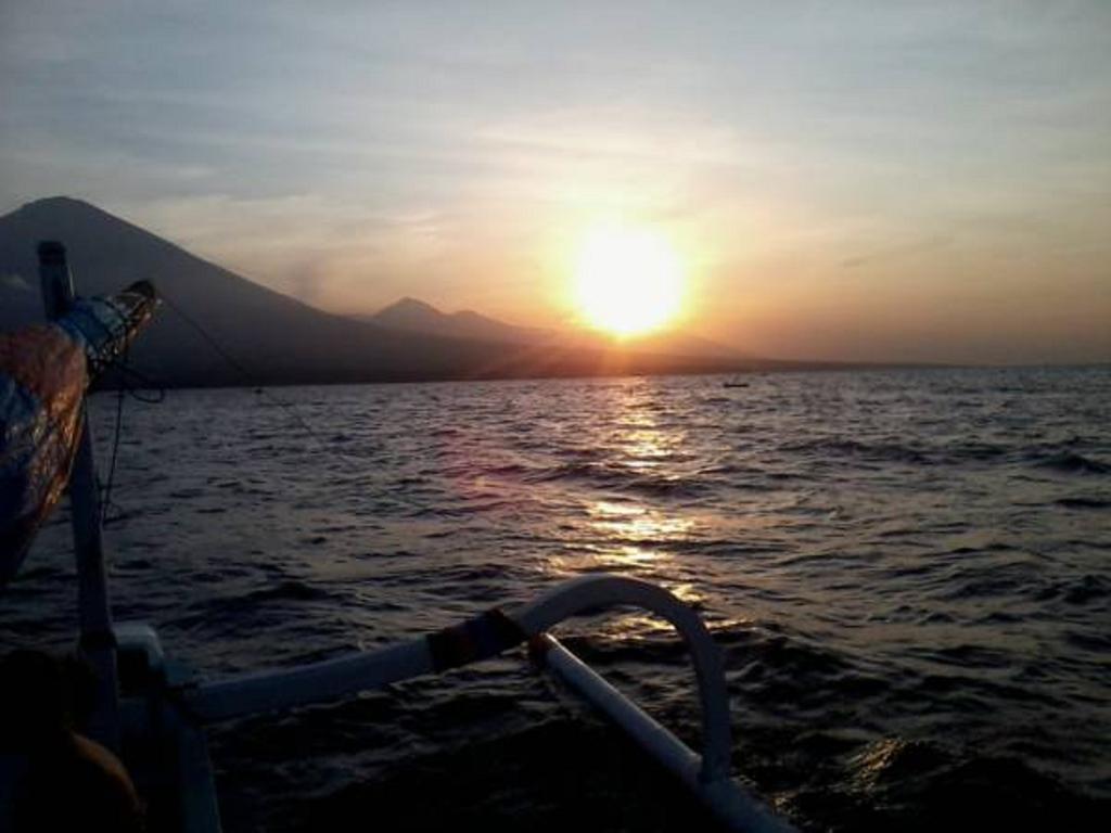 Beten Enjung Home Stay Amed  Ruang foto
